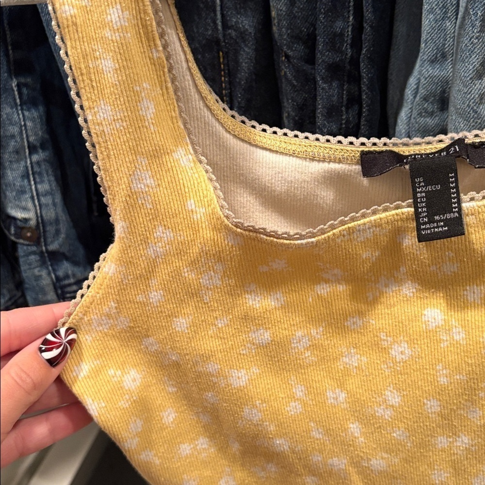 Forever 21 Yellow Floral Ribbed Crop Tank Top – Size M - Picture 3 of 5